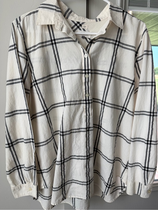 LOFT Tops - LOFT Cream and Black Plaid Button-Up Pullover Blouse